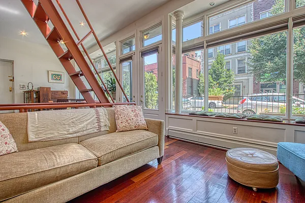 Rented by Douglas Elliman | media 22