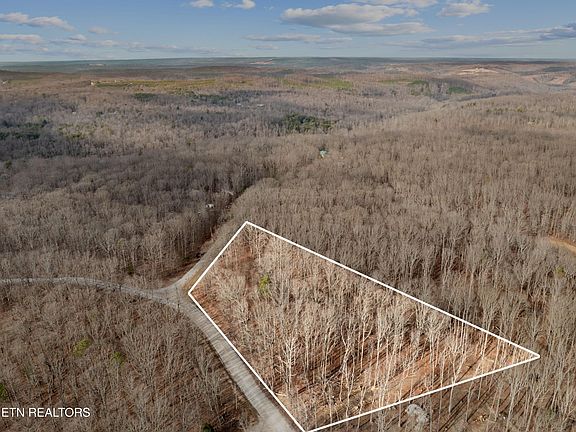 2nd image of 0 Valley View Rd