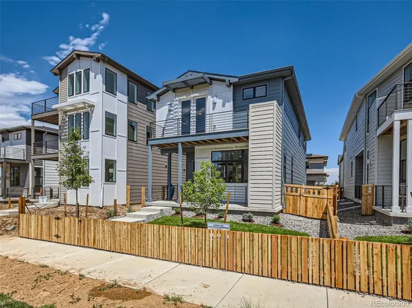 6074 N Perth St, Aurora, CO 80019