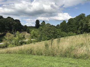 1036 Smith Thompson Rd, Bethpage, TN 37022