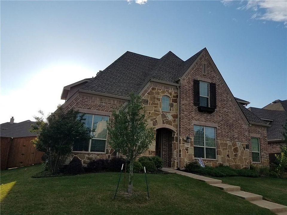 2nd image of 7511 Meadow Run Ln