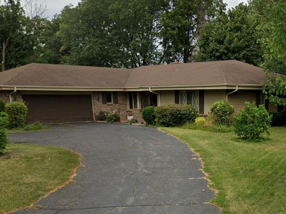 1st image of 5560 Crittenden Cir
