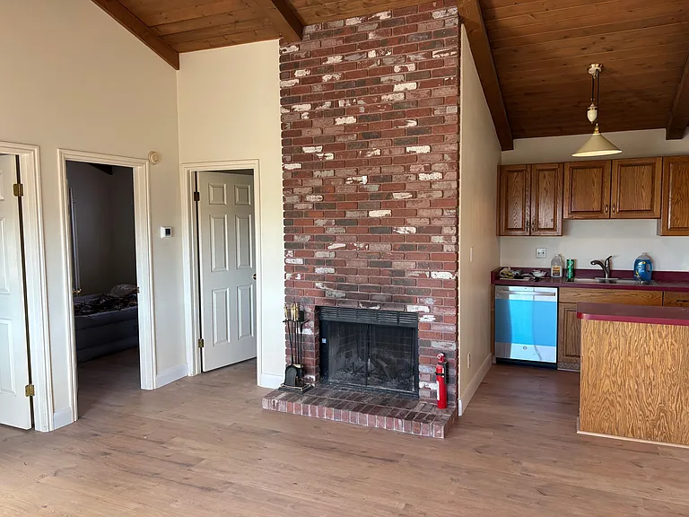2096 Oak Grove Dr — Photo 16