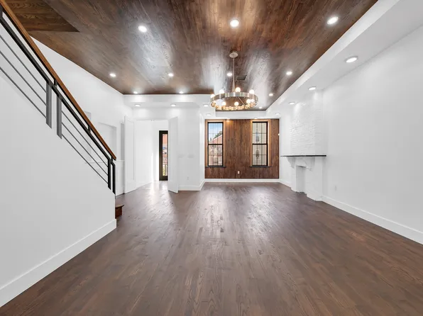 1085 Hancock Street image 2 of 37