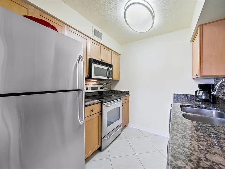 5092 Beach Dr SE #A — Photo 14