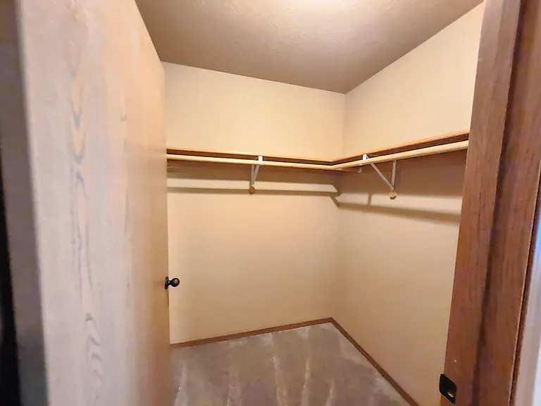 Sunrise Apartments — Photo 13