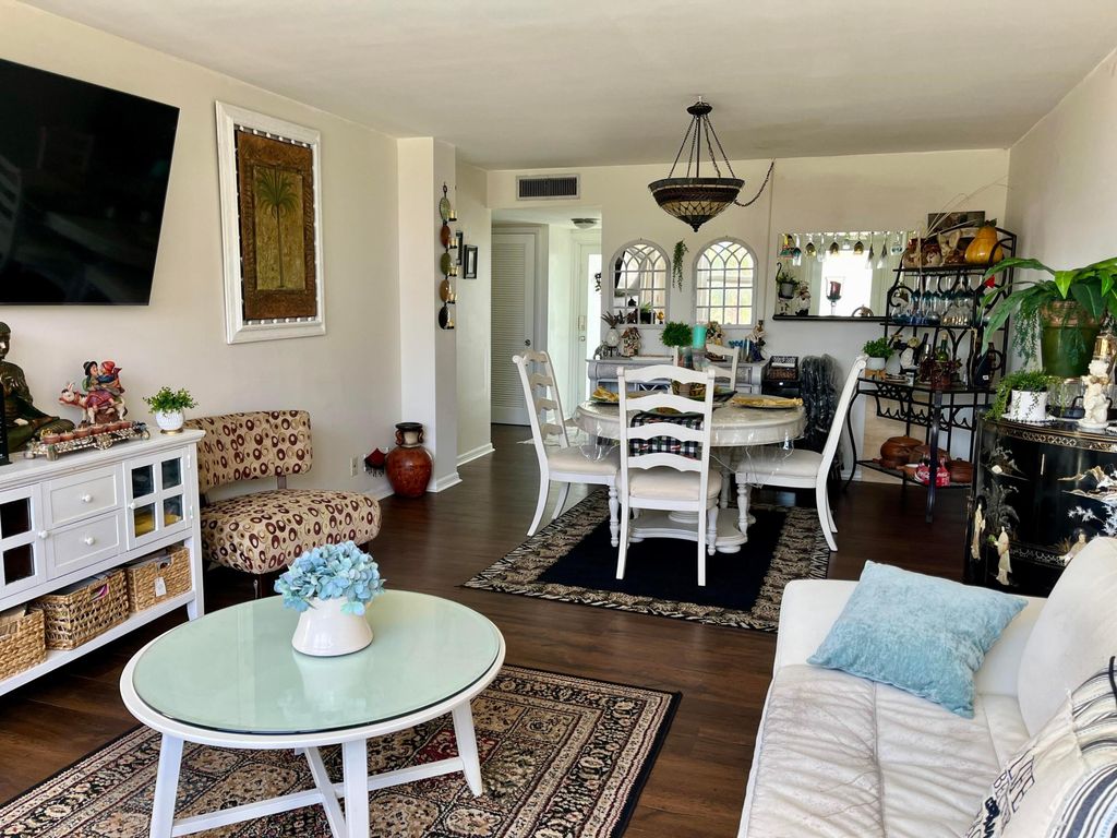 201 N Ocean Boulevard #302, photo 6