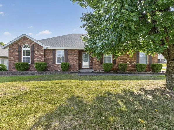 5060 S Grasshill Court, Brookline, MO 65619