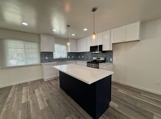 5704 Wisteria Dr #1, Riverside, CA 92504