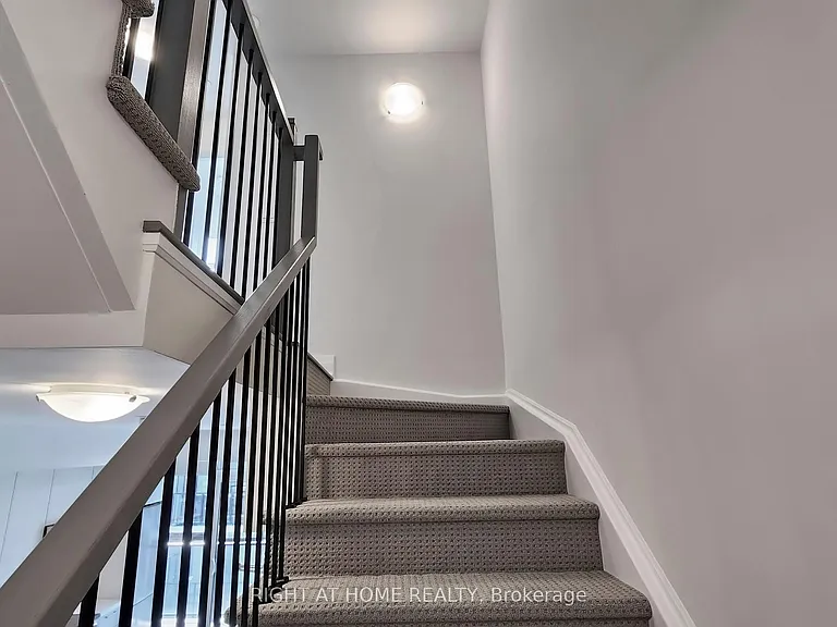 851 Sheppard Ave W #30 — Photo 15