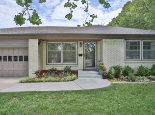 5820 E Park Hollow Dr, Wichita, KS 67208