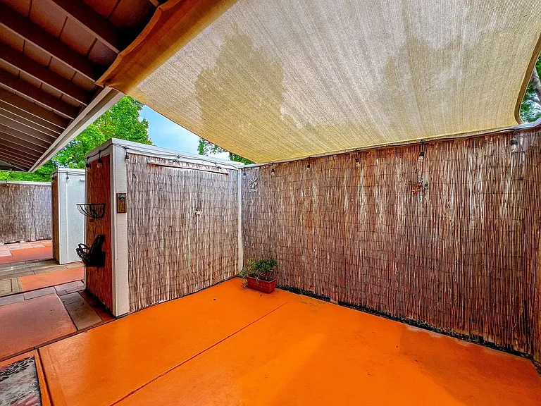22 Belvedere Ct — Photo 5