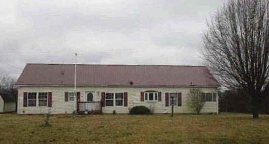 2nd image of 620 Roberts Ln