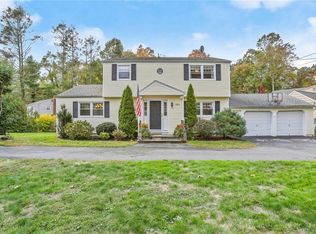 185 Shelter Rock Rd, Fairfield, CT 06825