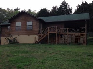 1917 Shinbone Ridge Rd, La Fayette, GA 30728