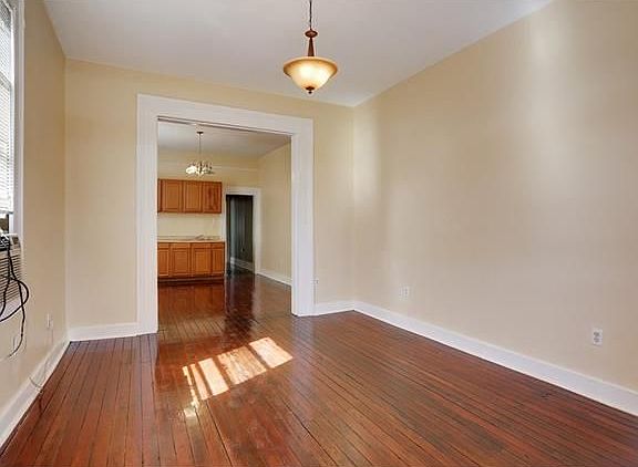 3rd image of 1818 Franklin Ave