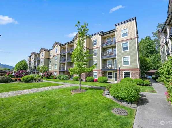 690 32nd Street #B406, Bellingham, WA 98225