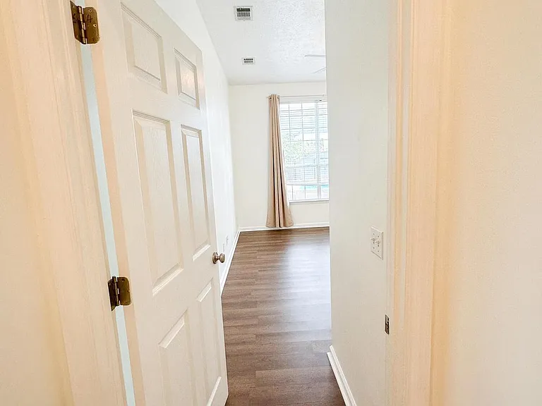 1814 Bowman Ln — Photo 30