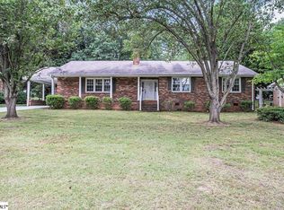 105 Riviera Dr, Greenville, SC 29615