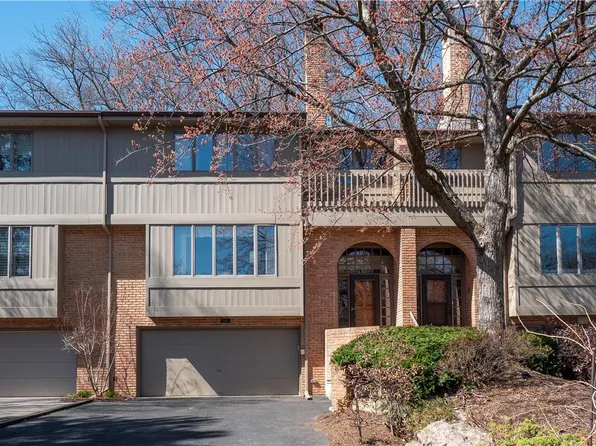 2916 Parkview Cir, Emmaus, PA 18049