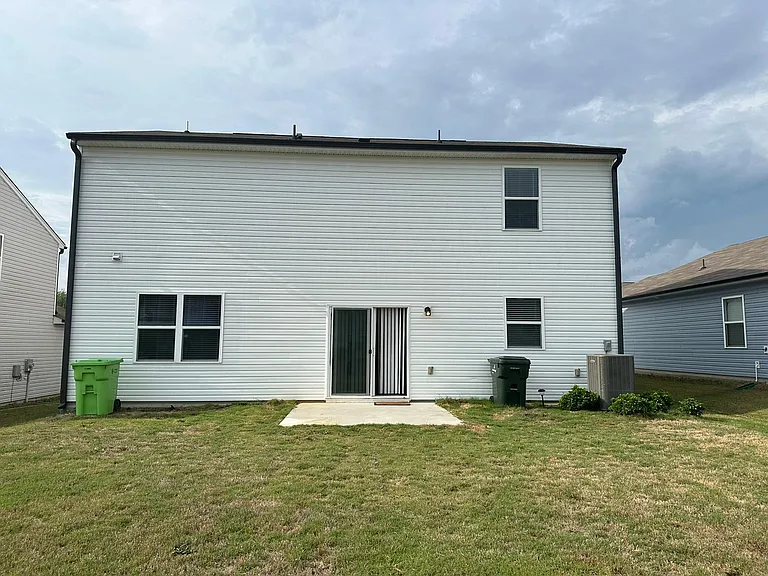 3528 Strawberry Patch Row — Photo 22