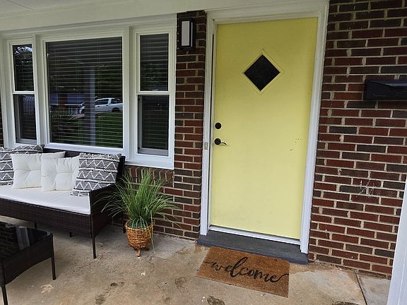 3rd image of 4619 Ferncliff Dr #A
