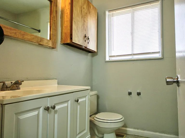 105 Clearview Dr — Photo 10