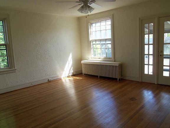 Living Room - Similar Unit