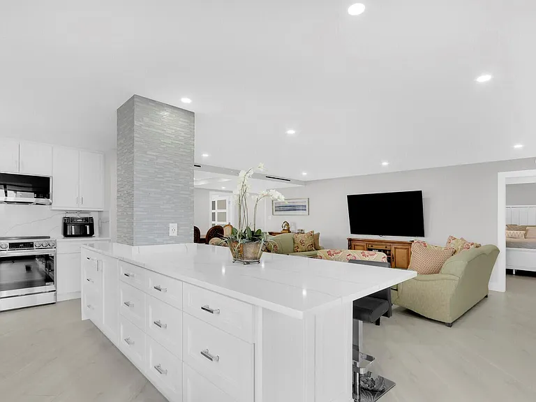 5380 N Ocean Dr #9A — Photo 13