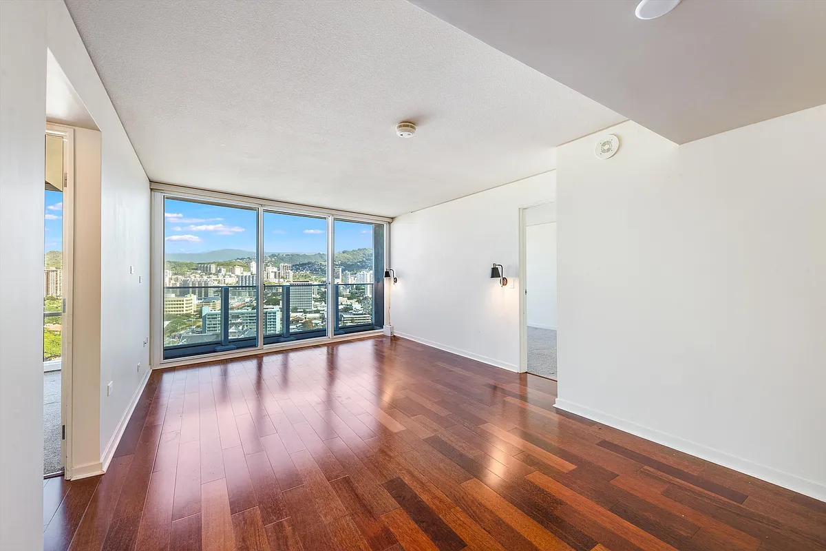 Building Photo - 1296 Kapiolani Blvd #2309
