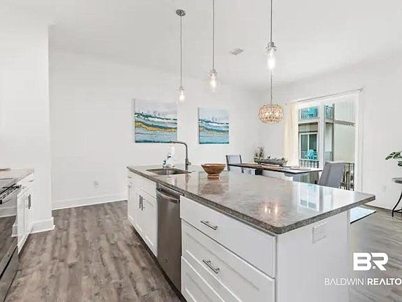5th image of 1932 W Beach Blvd Lot M