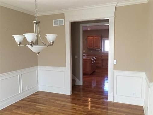 4th image of 2506 NE Falcon Wood Dr