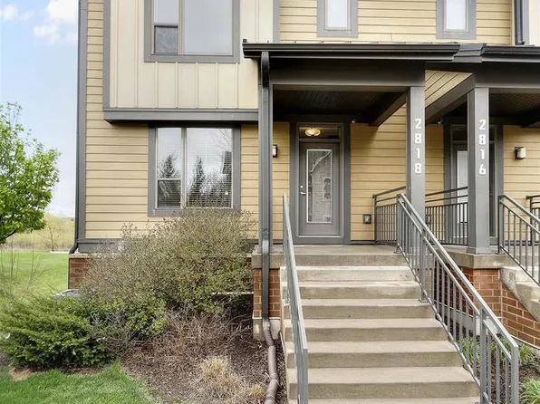 2818 No Oaks Ridge, Fitchburg, WI 53711