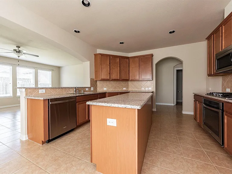 1608 Nacogdoches Valley Dr — Photo 17