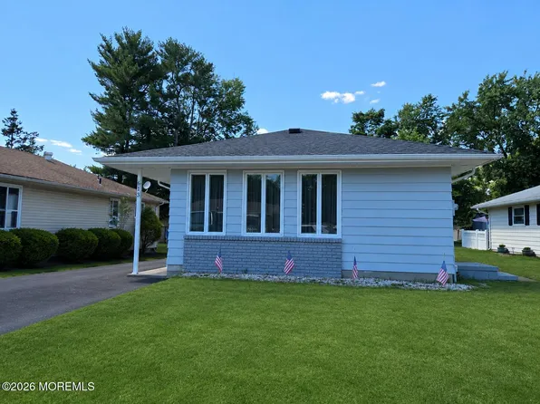 613 Jamaica Boulevard, Toms River, NJ 08757