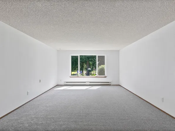 Now Leasing at Carlson Apartments Starting at $1,500!