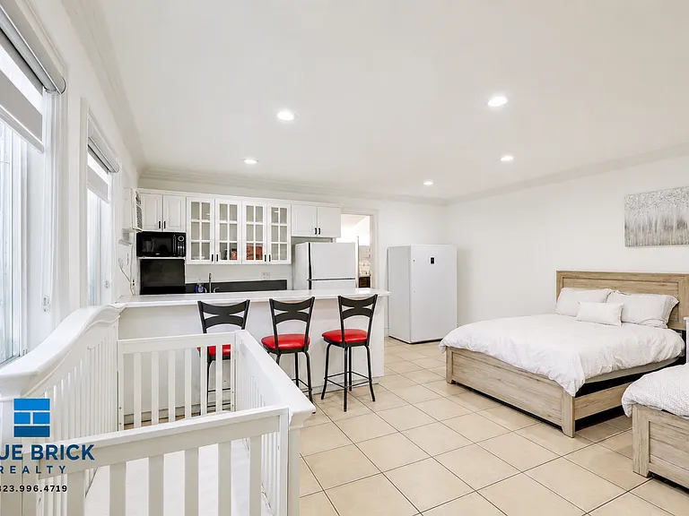 5230 Teesdale Ave — Photo 65