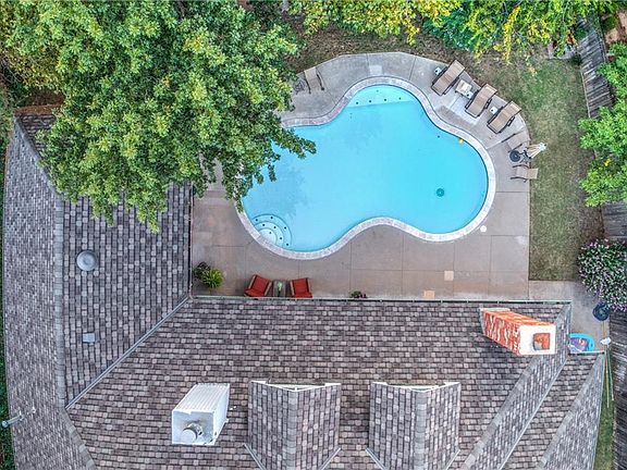 5th image of 14705 Glenmark Dr