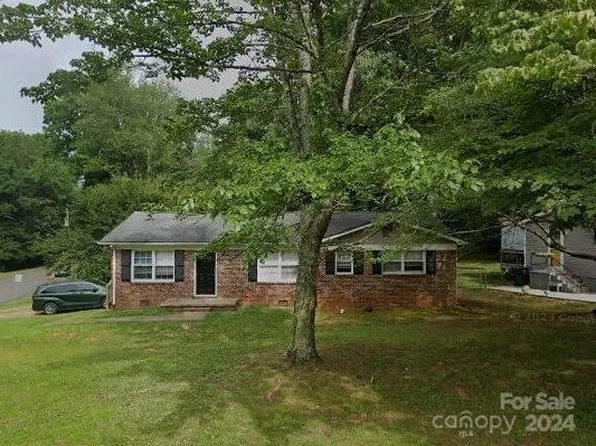 1102 Groves St, Kings Mountain, NC 28086