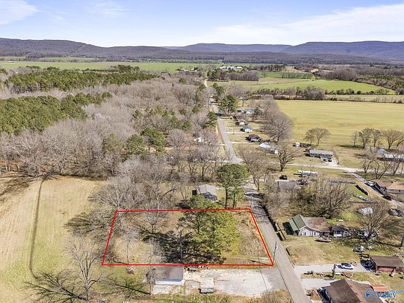 4th image of 365 Section Line Rd