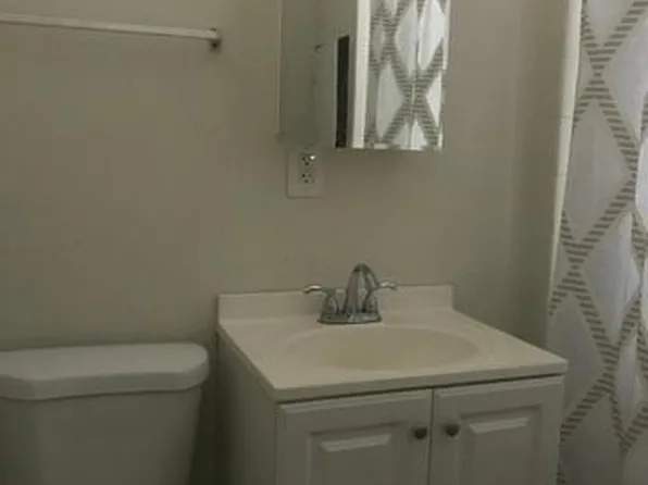 1520 W Ardmore Ave, Chicago, IL 60660