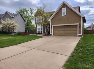 13313 W 137th Pl, Overland Park, KS 66221