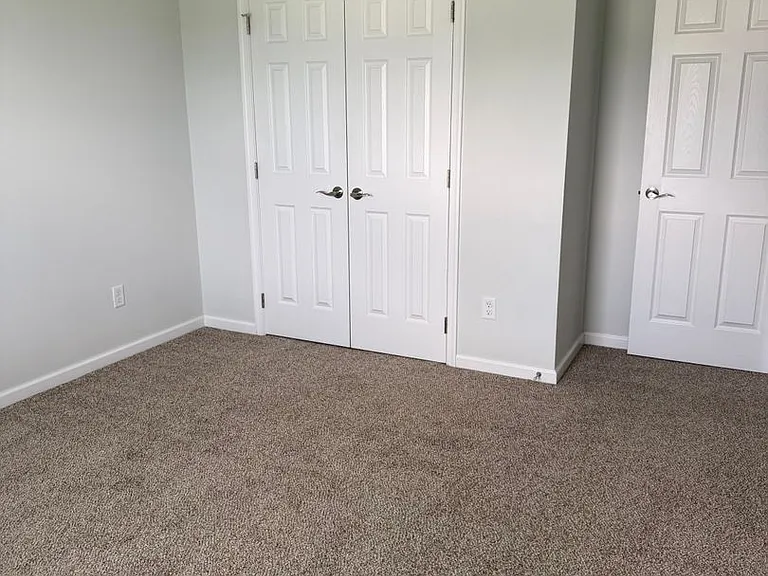 138 Delano Dr — Photo 26