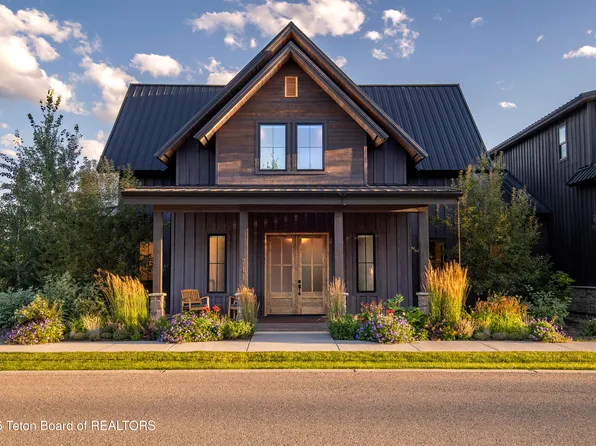 711 Waterleaf Ave, Driggs, ID 83422