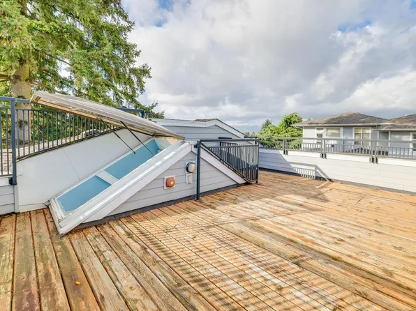 6528 Denbigh Ave #59, Burnaby, BC V5H 3R8