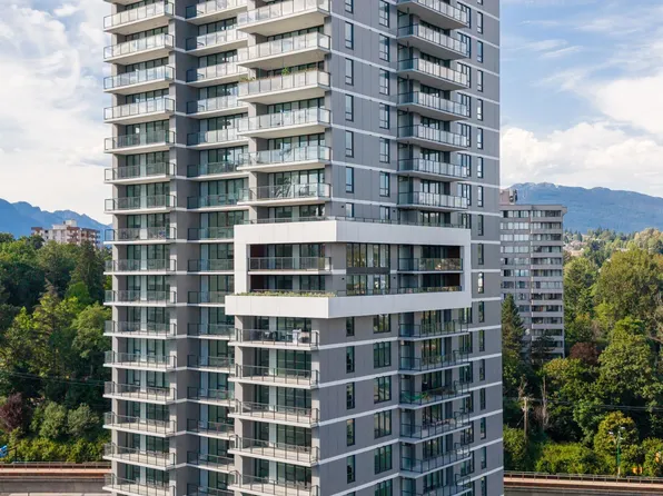2135 Springer Ave #1506, Burnaby, BC V5B 3N1