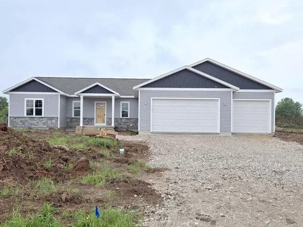 760 South Country LANE, Fond Du Lac, WI 54935