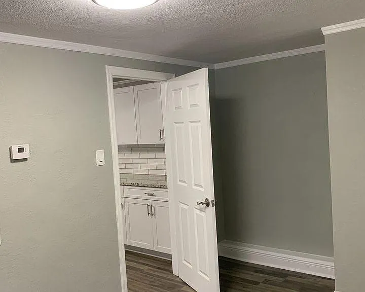 5803 Montana Ave — Photo 6