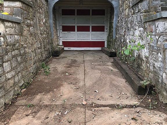 5th image of 4612 Edgewood Blvd