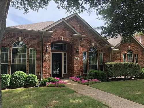9734 Dragonfly Dr Photo 1